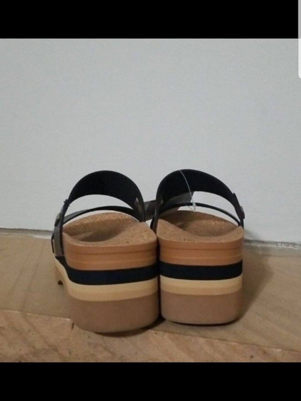 NEW! Reef Women's Black Cork Platform Slide Sandals sz 8 PRICE FIRM - Picture 5 of 6